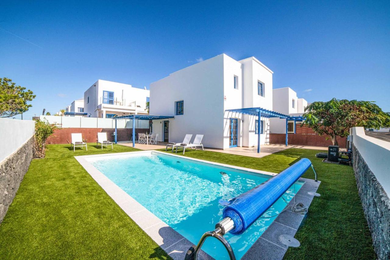 Galway Bay Villa Плая Бланка Екстериор снимка